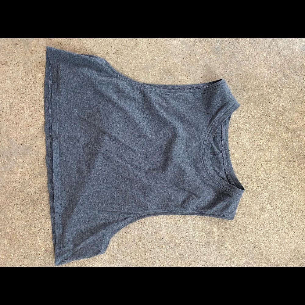 Lulu Lemon grey crop top in size Small